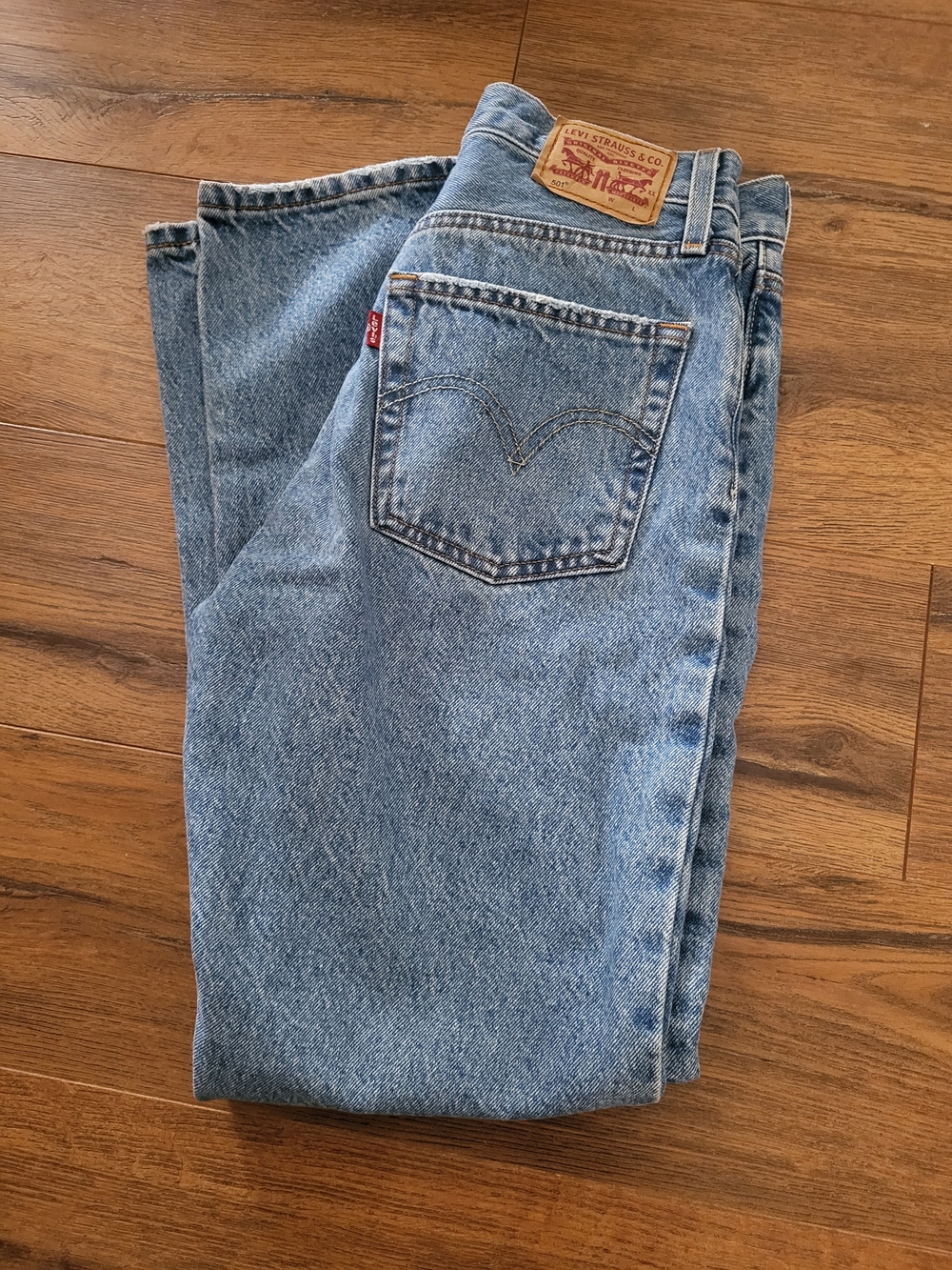 Levi's Women's Light Blue Straight-Leg 501 Jeans